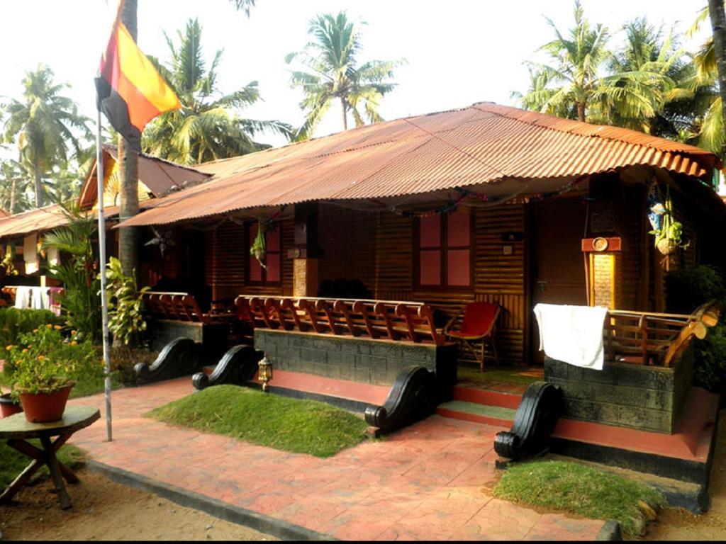 Отель Kerala Bamboo House Варкала Экстерьер фото