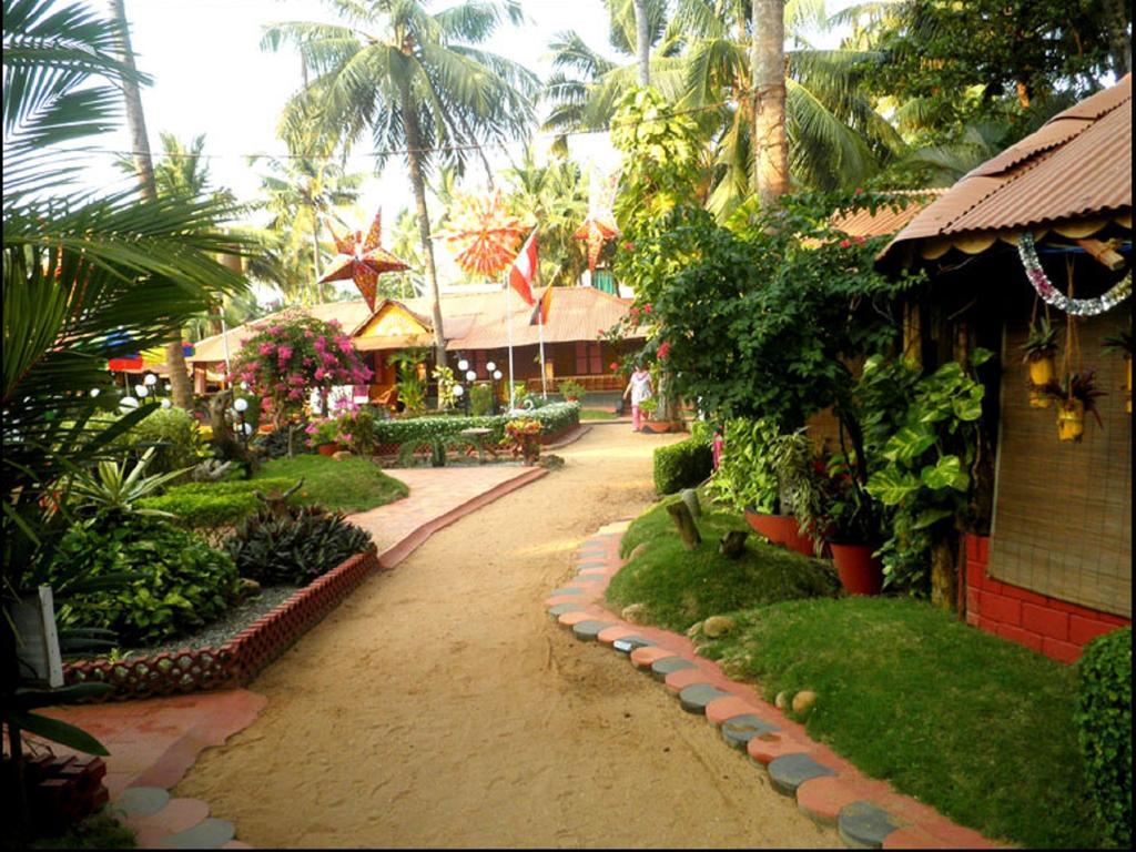 Отель Kerala Bamboo House Варкала Экстерьер фото