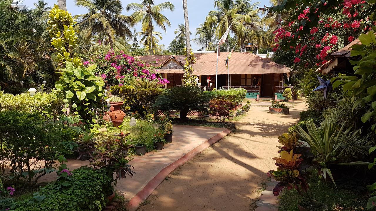 Отель Kerala Bamboo House Варкала Экстерьер фото
